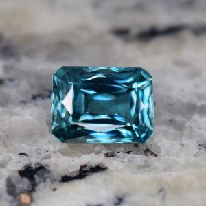 BlueZircon_radiant_8.1x6.0mm_2.75cts_H_zn1670_SOLD