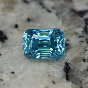 BlueZircon_radiant_8.9x6.4mm_4.65cts_H_zn2275_SOLD