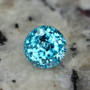 BlueZircon_round_8.0mm_6.4d_4.09cts_H_zn820_b_SOLD
