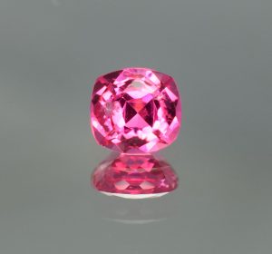 PinkSpinel_cush_6.5x6.1mm_1.31cts_N_sp283_c_SOLD