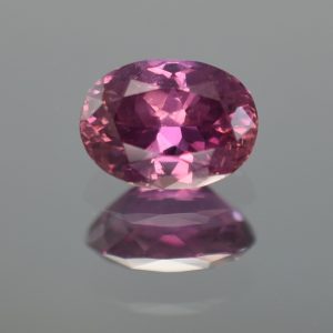 Pink_PurpleSapphire_oval_9.45x6.88x4.88mm_2.78cts_N_AGL_sa109_crop