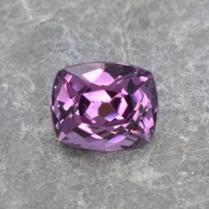 PurpleSpinel_cush_6.4x5.3mm_1.28cts_N_sp301