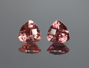 RoseZircon_ch_trill_pair_8.6mm_6.49cts