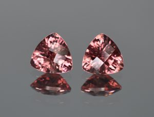 RoseZircon_ch_trill_pair_8.6mm_6.59cts