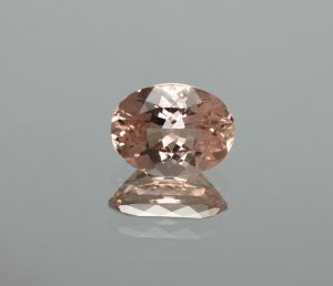 Morganite_oval_11.6x8.7mm_3.19cts
