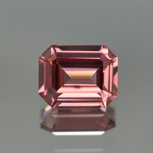 RoseZircon_eme_cut_9.6x7.6mm_4.12cts_H_zn1738_crop_SOLD