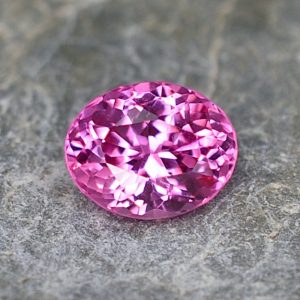 PinkSpinel_oval_6.2x4.9mm_0.77cts_sp303