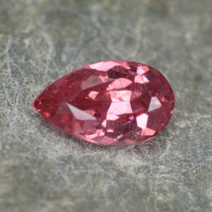 PinkSpinel_pearshape_9.4x5.6mm_1.56cts_sp151