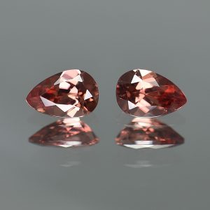 RoseZircon_pearshape_pair_8.9x6.0mm_3.78cts_zn2480