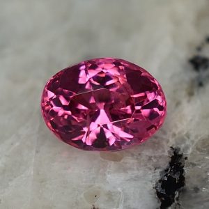 PinkSpinel_oval_6.7x5.0mm_1.02cts_sp419