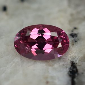 PinkSpinel_oval_8.3x5.4mm_1.35cts_sp420