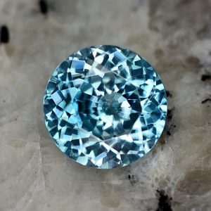 BlueZircon_round_8.3mm_2.98cts_zn1120_SOLD