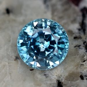 BlueZircon_round_8.3mm_3.57cts_zn2333_SOLD