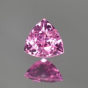 PinkSpinel_trillion_6.0mm_0.86cts_sp426