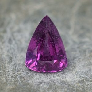 PurpleGarnet_drop_trillion_7.2x5.2mm_0.91cts_pl247