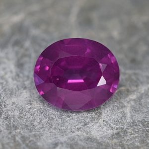 PurpleGarnet_oval_7.0x5.9mm_1.43cts_pl185