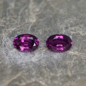 PurpleGarnet_oval_pair_7.8x5.4mm_2.63cts_pl452