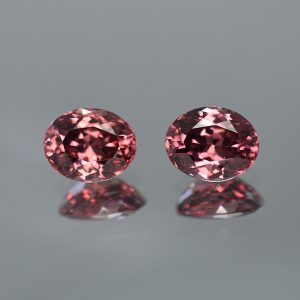 RoseZircon_oval_pair_10.0x8.0mm_8.26cts_zn424