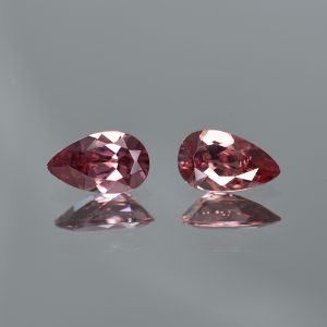 RoseZircon_pearshape_pair_10.0x6.0mm_3.99cts_zn3293