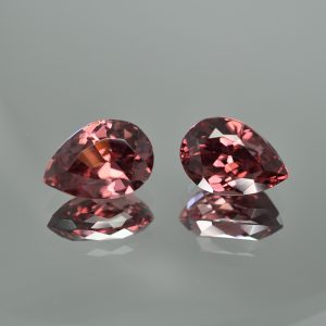 RoseZircon_pearshape_pair_16.4x11.6_11.2mm_30.77cts_zn976