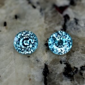 BlueZircon_round_pair_6.0mm_2.57cts_zn1439_SOLD