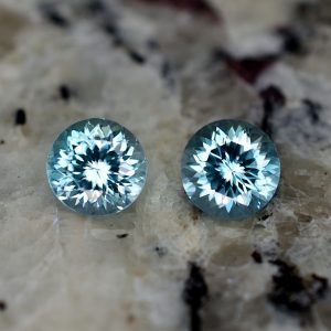 BlueZircon_round_pair_6.0mm_2.59cts_zn2183_SOLD