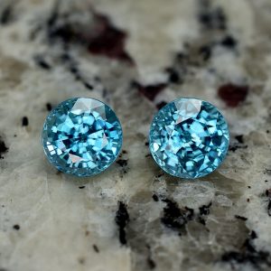 BlueZircon_round_pair_9.0mm_9.12cts_zn2343_SOLD