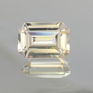 ChampagneZircon_emecut_10.5x7.3mm_4.57cts_N_zn1543_SOLD