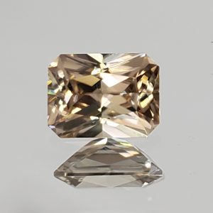 ChampagneZircon_radiant_8.1x6.0mm_2.18cts_N_zn1813_SOLD