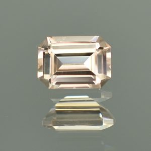 ChampagneZircon_eme_cut_6.5x4.7mm_1.23cts_N_zn2733_SOLD