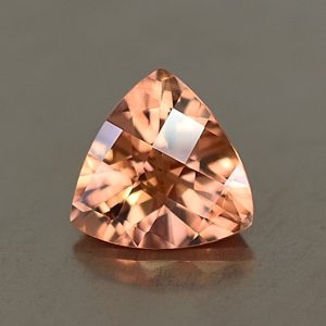 ImperialZircon_ch_trill_8.0mm_2.40cts_zn1595