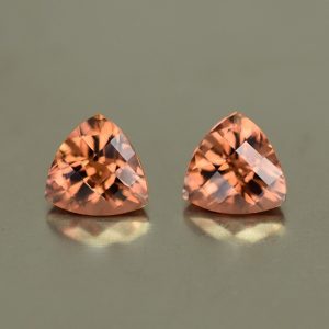 ImperialZircon_ch_trill_pair_5.0mm_1.36cts_zn2561