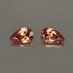 ImperialZircon_pearshape_pair_7.8x5.0mm_2.22cts_zn1286