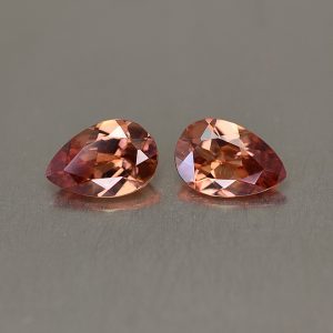 ImperialZircon_pearshape_pair_9.0x6.0mm_3.51cts_zn1060