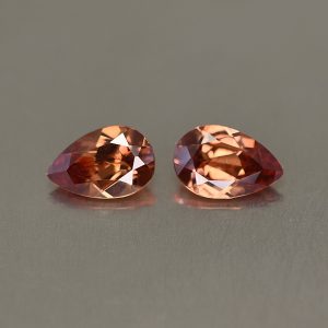 ImperialZircon_pearshape_pair_9.0x6.0mm_3.62cts_zn2523