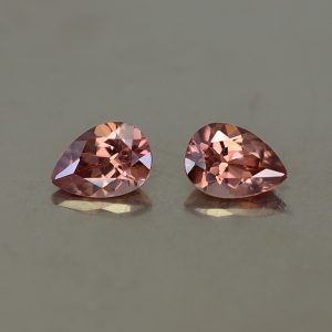 RoseZircon_pearshape_pair_7.0x4.9mm_2.04cts_zn2483