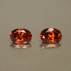 Spessartite_oval_pair_7.1x5.1mm_2.04cts_sg118