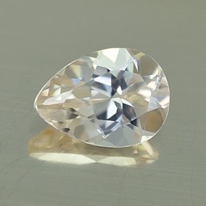 ChampagneZircon_pear_8.1x5.9mm_1.57cts_N_zn3560
