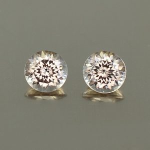 ChampagneZircon_round_pair_4.5mm_1.07cts_N_zn2702