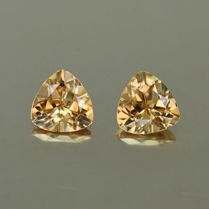 ChampagneZircon_trill_pair_6.6mm_2.68cts_N_zn2054
