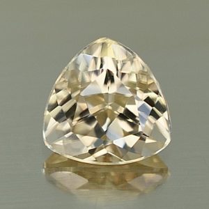 ChampagneZircon_trillion_6.4mm_1.56cts_N_zn1944