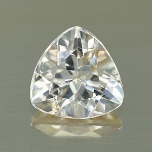 ChampagneZircon_trillion_8.0mm_2.68cts_N_zn3151