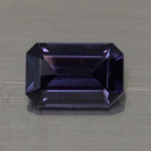 PurpleSpinel_eme_cut_5.9x3.9mm_0.50cts_sp405