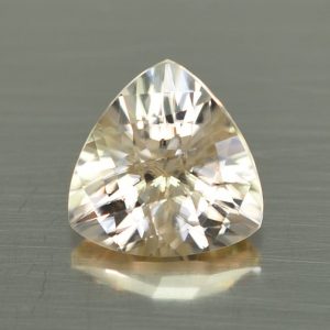 ChampagneZircon_ch_trill_9.2mm_3.99cts_N_zn3664
