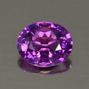 PurpleGarnet_oval_8.0x6.5mm_1.60cts_pl104