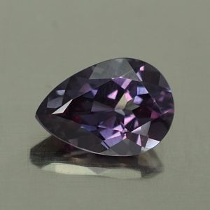 ColorChangeGarnet_pear_7.5x5.3mm_1.01cts_N_cc393_day