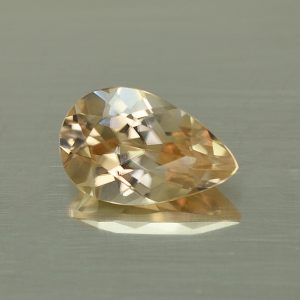ChampagneZircon_pear_10.0x6.4mm_2.59cts_N_zn4626