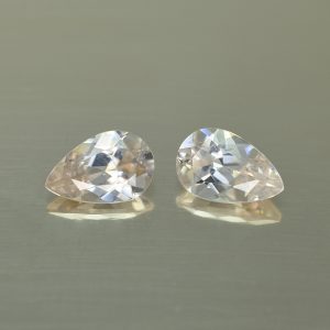 ChampagneZircon_pear_pair_10.0x6.5mm_4.96cts_N_zn4628