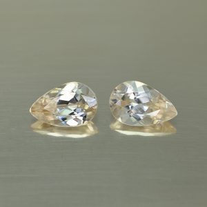 ChampagneZircon_pear_pair_10.0x6.5mm_5.00cts_N_zn4629