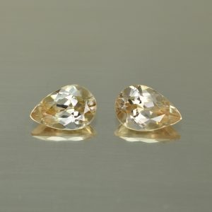 ChampagneZircon_pear_pair_9.0x6.0mm_3.85cts_N_zn4607